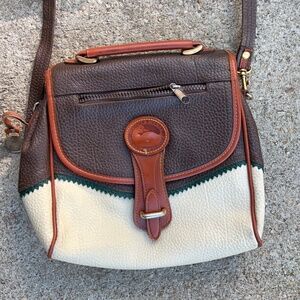 Dooney & bourke bag